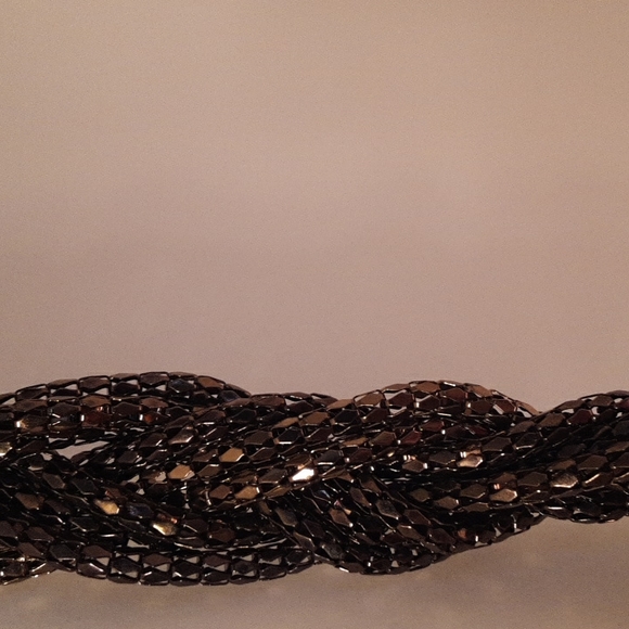 Braided Mesh Necklace Earing Set - Picture 5 of 6